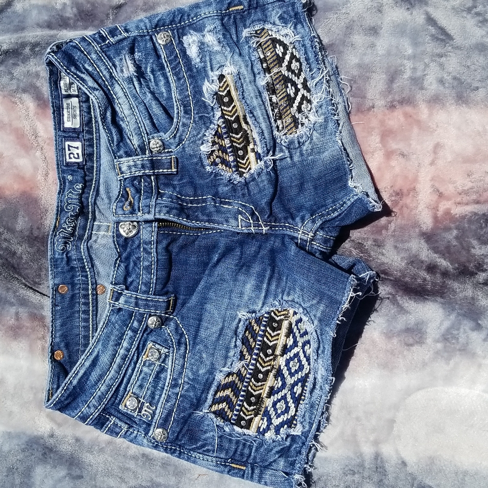 Miss Me shorts size 27